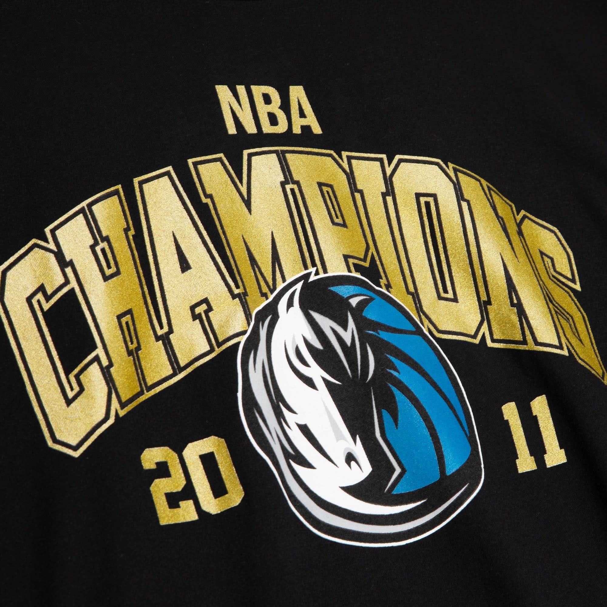 DALLAS MAVERICKS MITCHELL AND NESS DIRK FINALS CHAMP TEE - Image 3