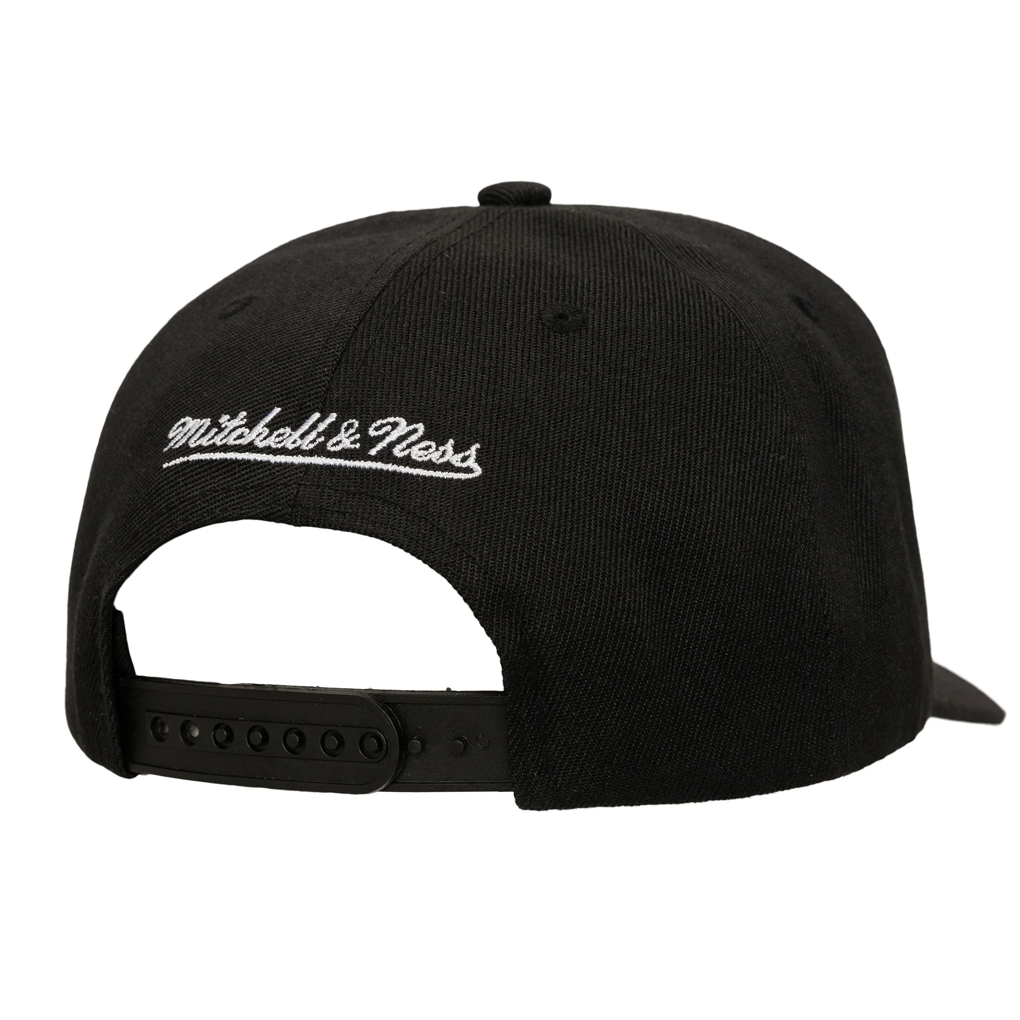 DALLAS MAVERICKS MITCHELL & NESS HARDWOOD CLASSIC BLACK M-HAT SNAPBACK - Image 2